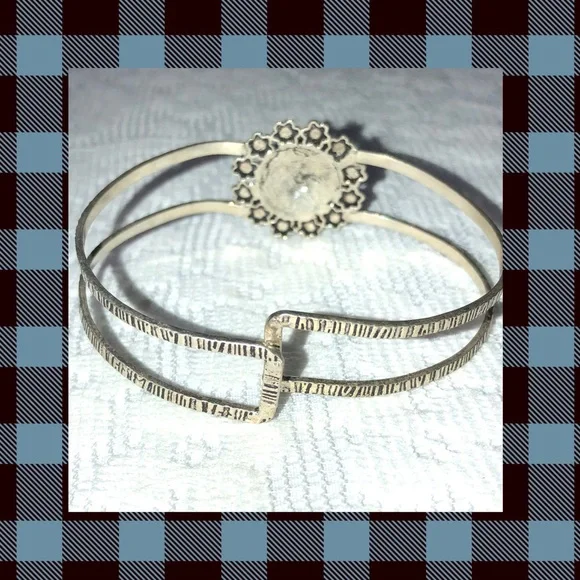 Elegant Silver and Yellow Chalcedony Bracelet .925 - Picture 2 of 3